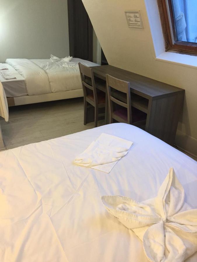 Pax Hotel ปารีส ภายนอก รูปภาพ