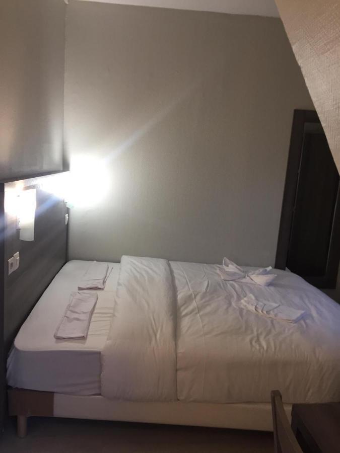 Pax Hotel ปารีส ภายนอก รูปภาพ